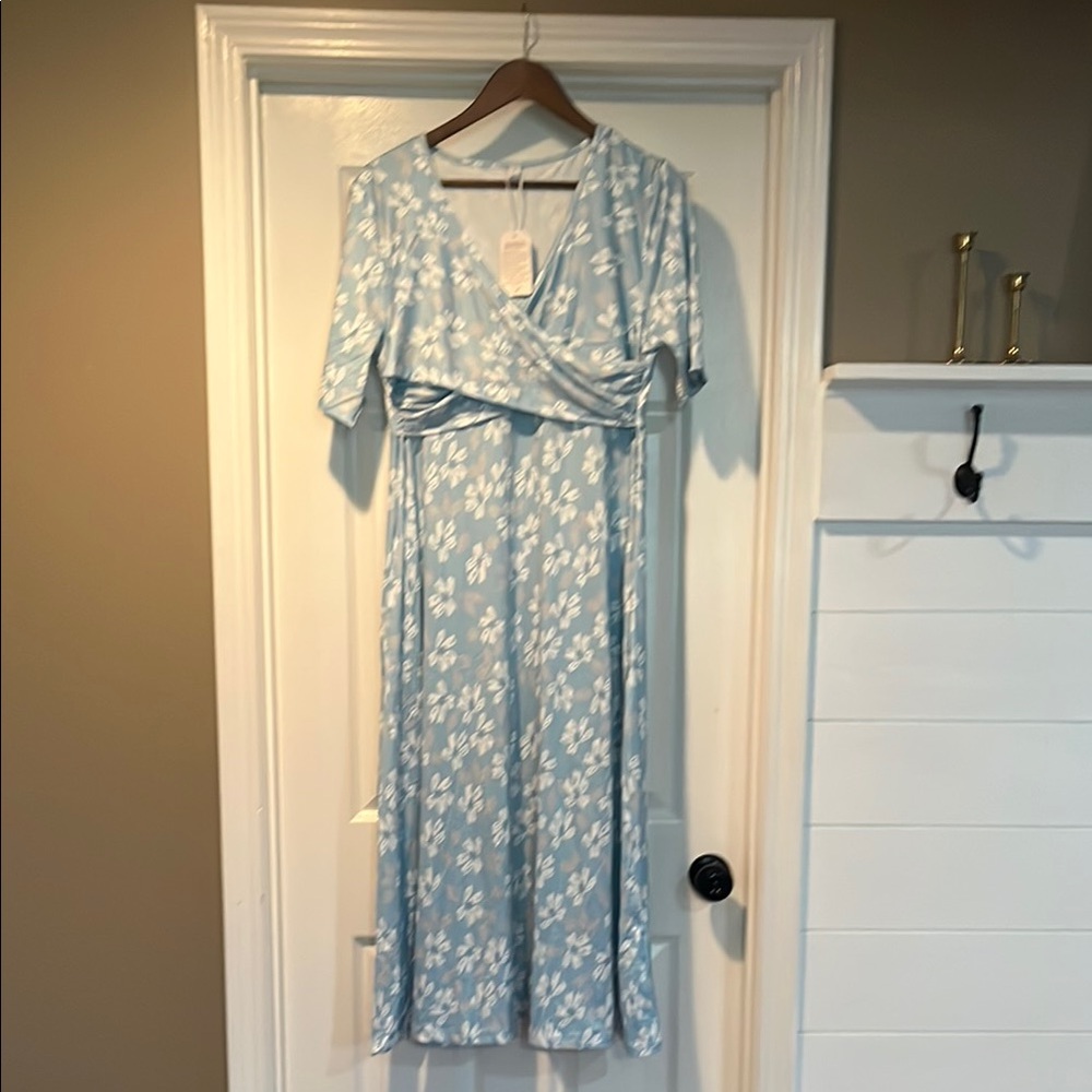 Elegant Blue Floral Dress